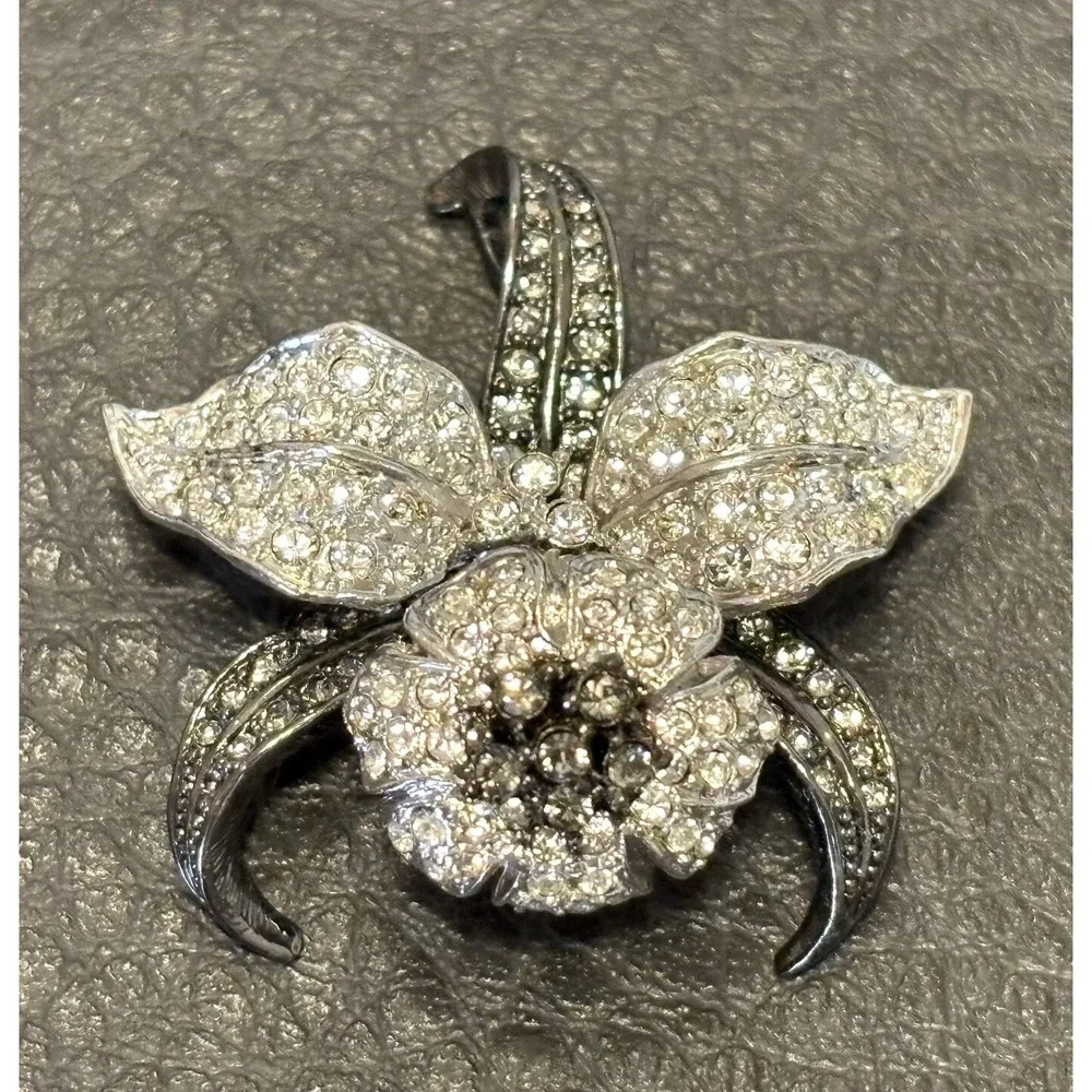 Vintage Nolan Miller Silver Tone Crystal Rhinestone Rose Or Orchid Pendant